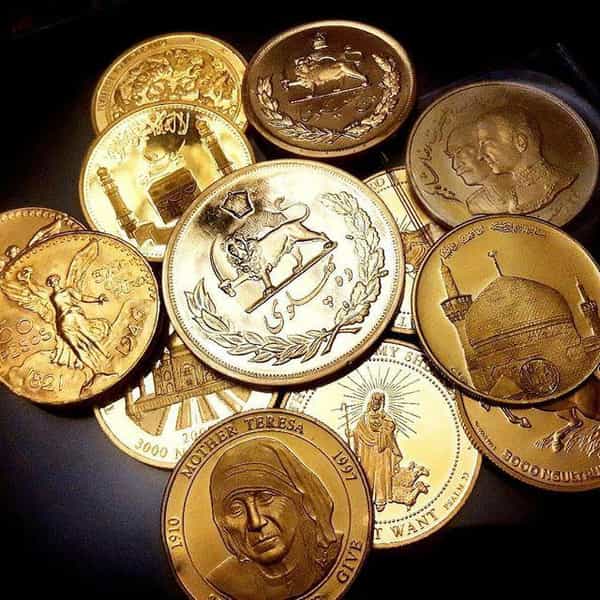 عکس طلا و سکه زرآران در بازار اصفهان