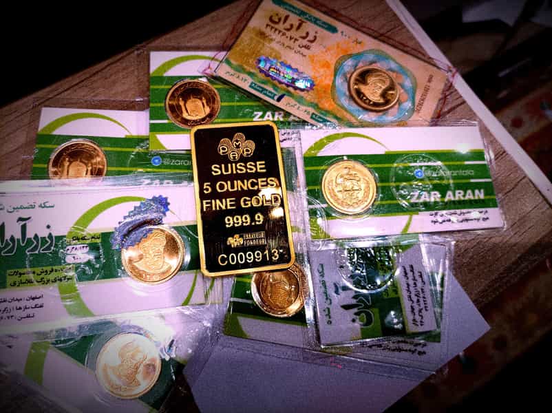 عکس طلا و سکه زرآران در بازار اصفهان