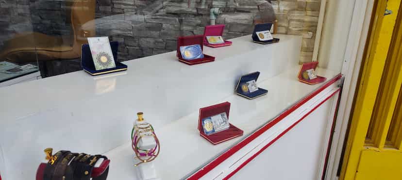 عکس گالری سکه الماس در دستگرد اصفهان