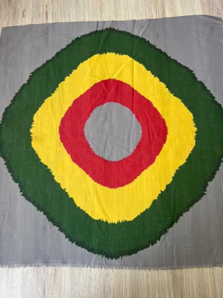 عکس یقلق سرا (ابریشم سنتی) در احمدی شیراز