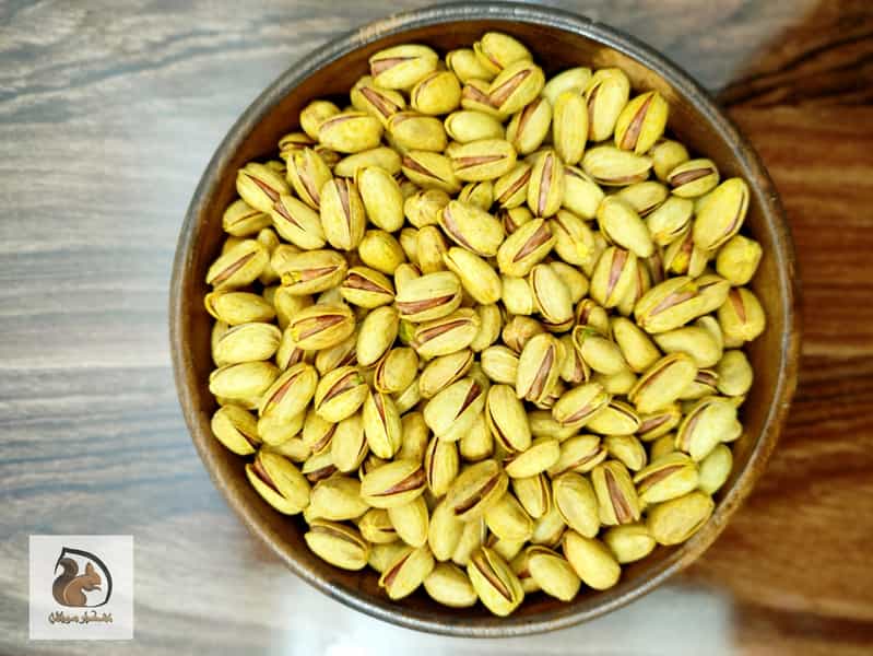 عکس آجیل و خشکبار سوباتان در حافظ رشت