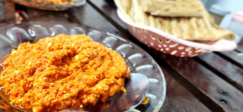 عکس چایخانه زیباسرا در بازار رشت
