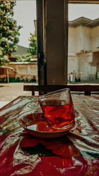 عکس چایخانه زیباسرا در بازار رشت
