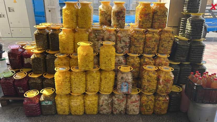 عکس خیارشور و ترشیجات خرازی کرج