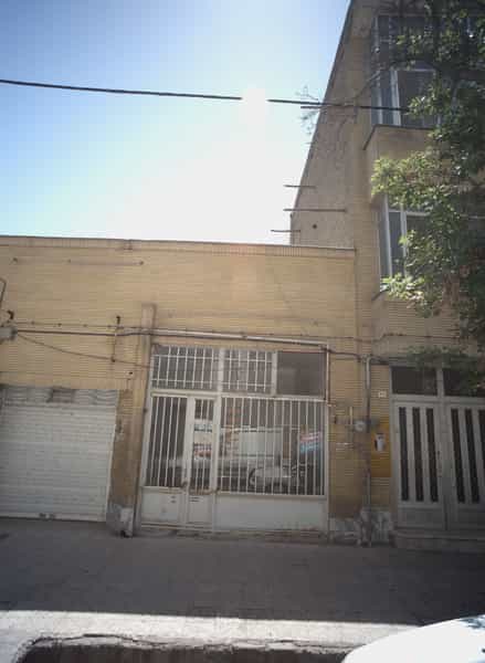 عکس بقالی در کوشش مشهد