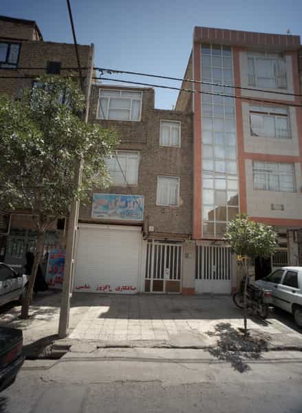 عکس اگزوز سازی سحر در انقلاب مشهد