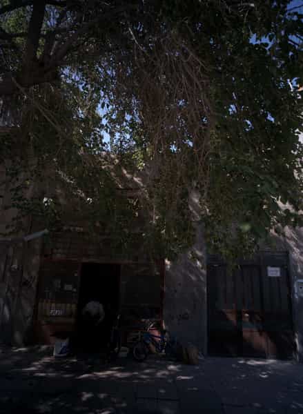 عکس تعمیرگاه دوچرخه در کارگران مشهد