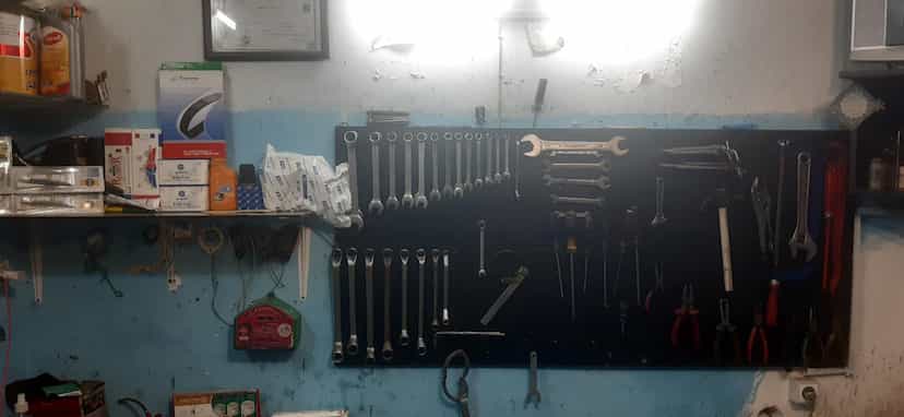 عکس تعمیرگاه مکانیکی ،جلوبندی و تعویض روغنی مهدی در رجائی شهر کرج