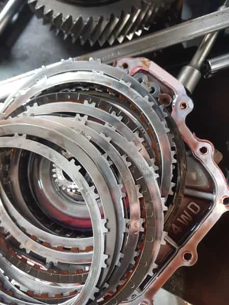 عکس تعمیرگاه تخصصی اتومبیل رسول شهرک گلها رشت