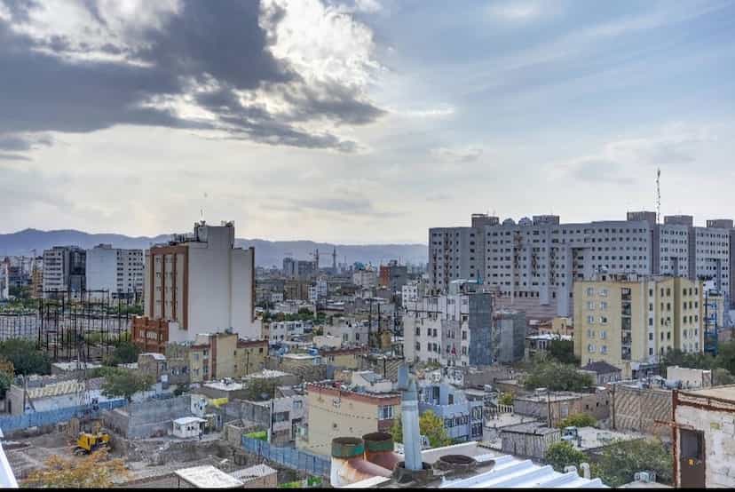 عکس هتل جوادیه در پایین خیابان مشهد