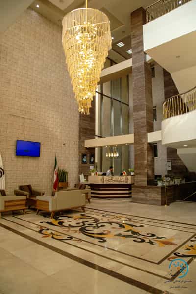 عکس هتل نماز در پایین خیابان مشهد