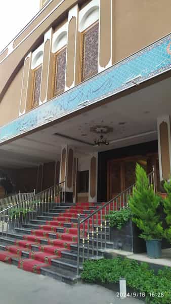 عکس هتل رئوف سازمان بهزیستی در پایین خیابان مشهد