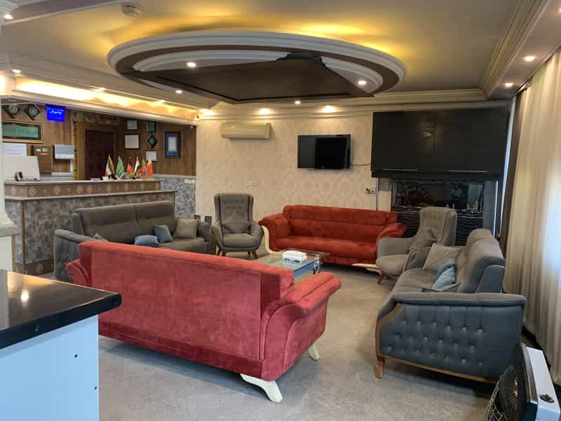 عکس هتل گردشگران در عنصری مشهد