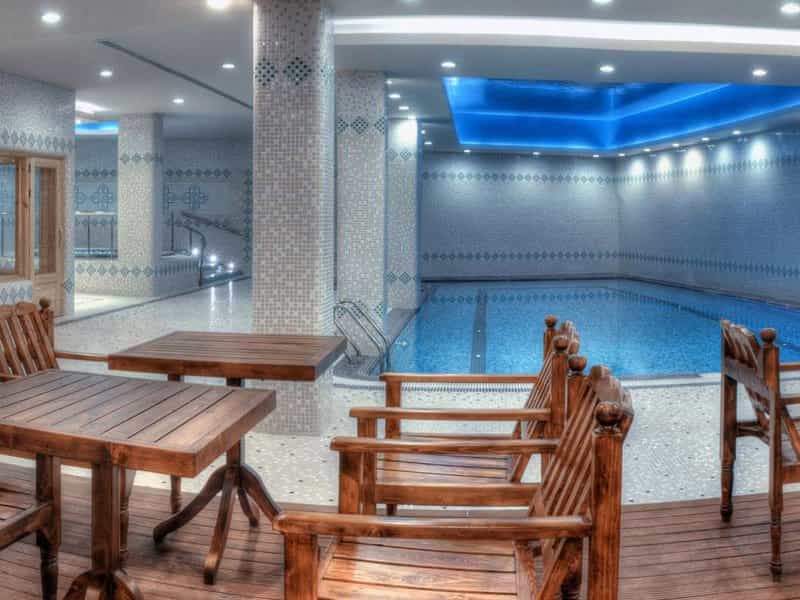 عکس هتل زندیه در بازار شیراز