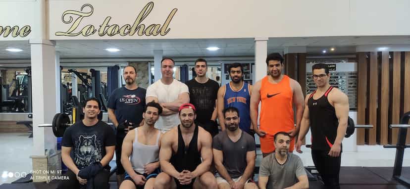عکس باشگاه بدنسازی توچال در باغ پروین اراک