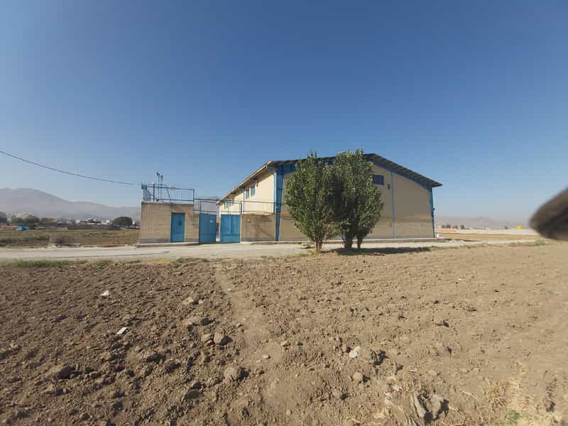 عکس سالن ورزشی شهید همدانی در حصار امام خمینی همدان