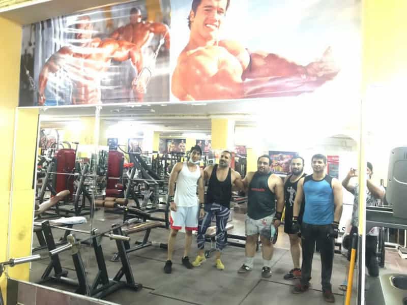 عکس باشگاه بدنسازی مهرگان شهرک آزاد شهر بندرعباس