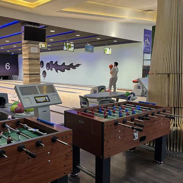 عکس بولینگ و بیلیارد تالار شهر قزوین قزوین