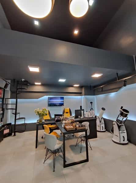 عکس مرکز نجوم لونا در طبرسی ساری