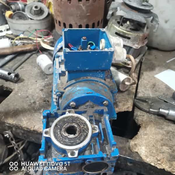 عکس سیم پیچی سید علی یزدانی در شهرقائم قم