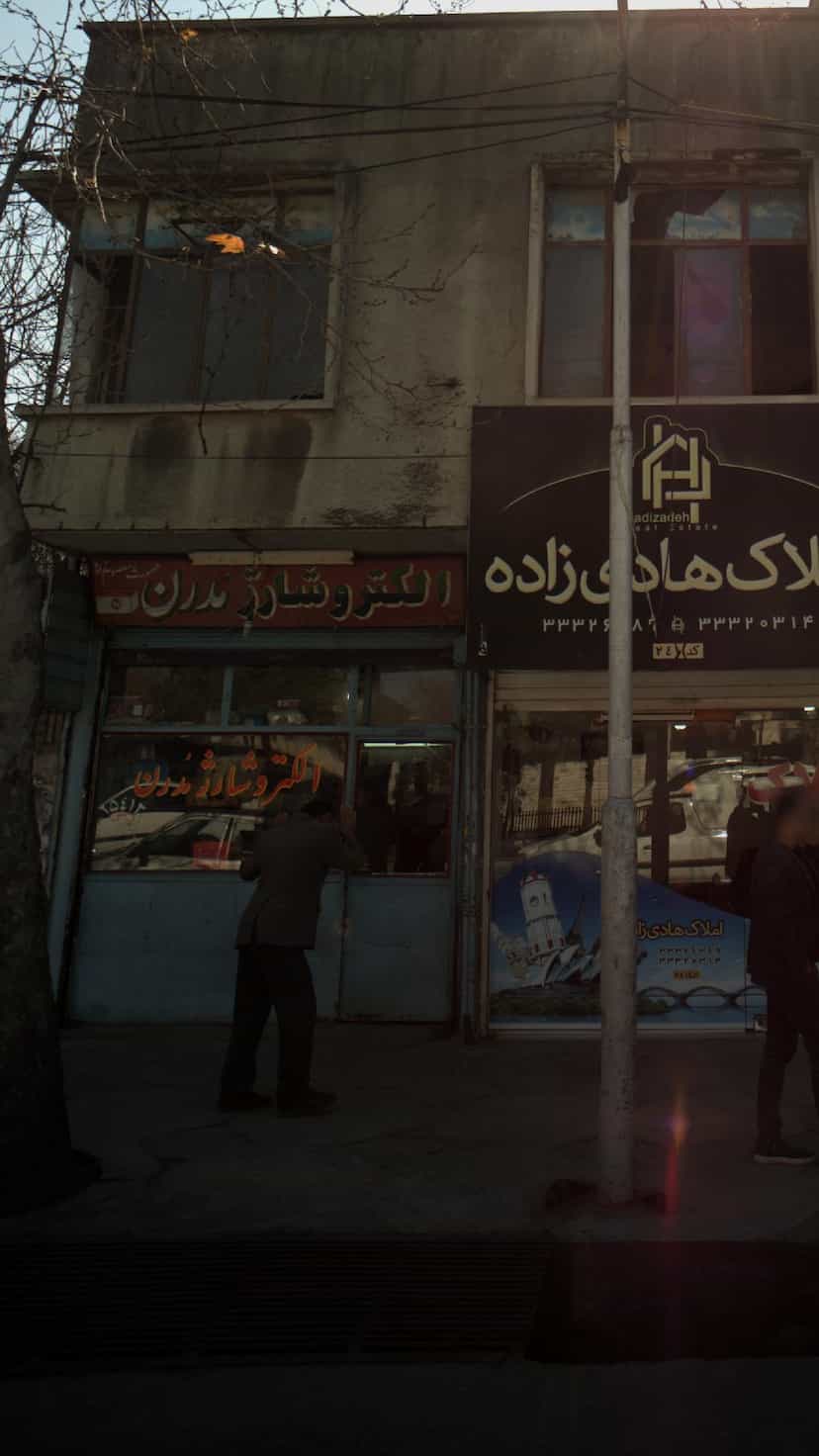 عکس الکترو شارژ مدرن در طبرسی ساری