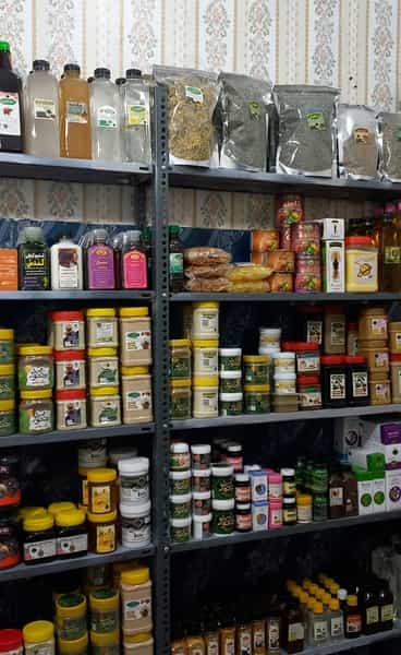 عکس عطاری مهرگان ؛ نماینده رسمی حکیم زمانی شهرک سفیر امید تبریز