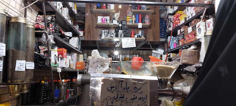 عکس عطاری فضلی در بازار تبریز