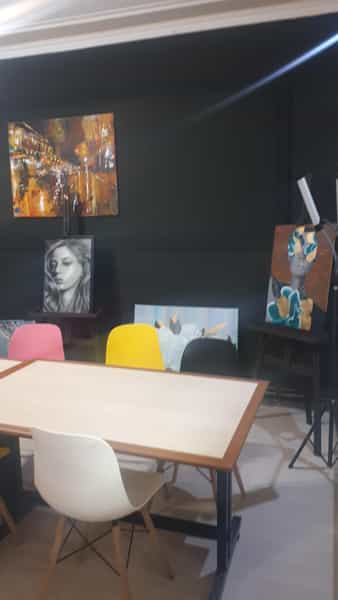 عکس آموزشگاه نقاشی و خوشنویسی الهام امانی در مرزداران تبریز