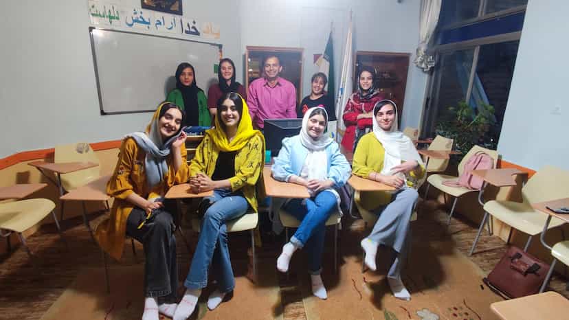 عکس کانون زبان مشکات دانش شهرک رازی تبریز