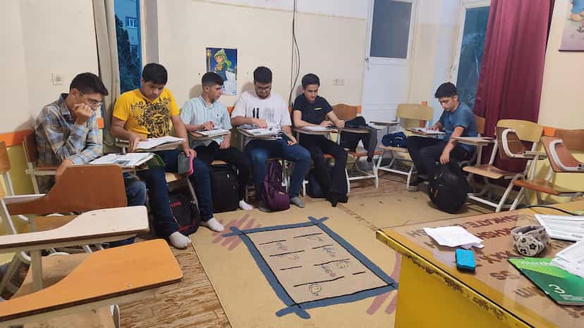عکس کانون زبان مشکات دانش شهرک رازی تبریز