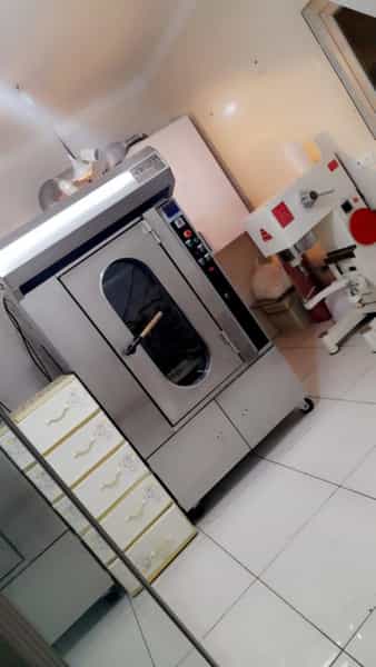 عکس آموزشگاه قنادی و آشپزی کیک شکلاتی در لاله زار تبریز