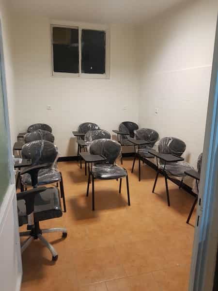 عکس آموزشگاه طب سنتی و داروسازی گیاهی علم کهن در برغان کرج