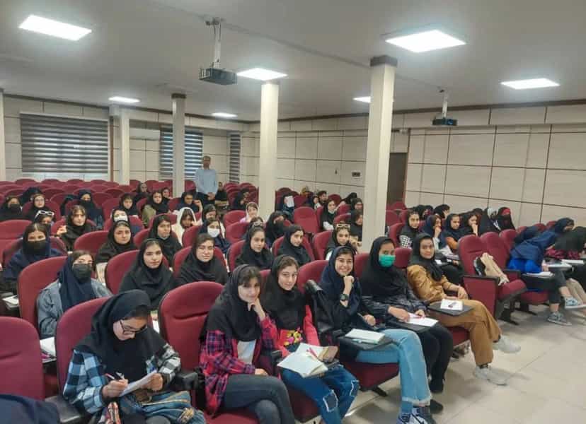 عکس آموزشگاه دخترانه هدف کوی کارمندان جنوبی کرج