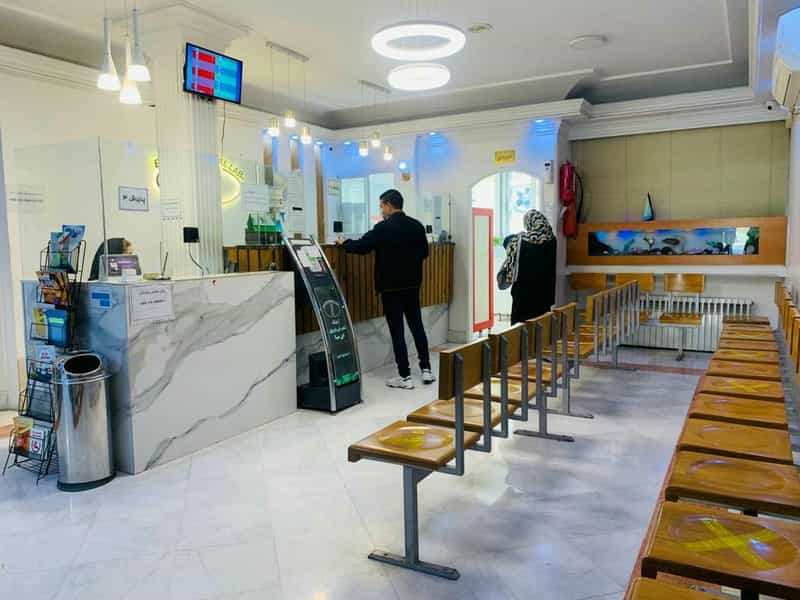 عکس آزمایشگاه ابن سینا در هنرستان مشهد