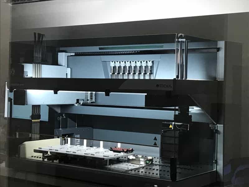 عکس آزمایشگاه ژنتیک پزشکی هارمونیک (اریتروژن سابق) در شیخ صدوق اصفهان