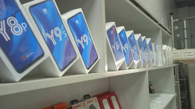 عکس موبایل آرش در درب سرخاب تبریز