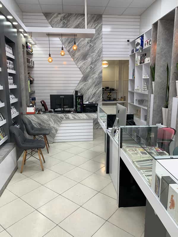 عکس امگا موبایل در بازار باش ارومیه