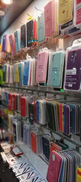 عکس موبایل ویتو در دانشگاه قزوین