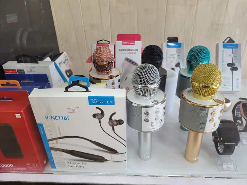 عکس فروشگاه لوازم جانبی موبایل آمل جانبی در چاک سر آمل