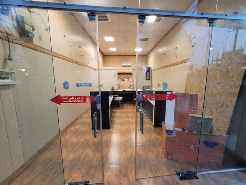 عکس فروشگاه لوازم جانبی موبایل آمل جانبی در چاک سر آمل