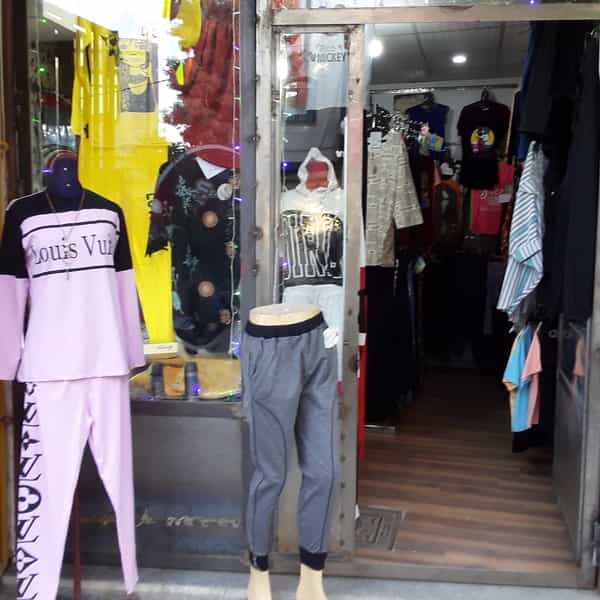 عکس ارزانسرای سارا در حصار امام خمینی همدان