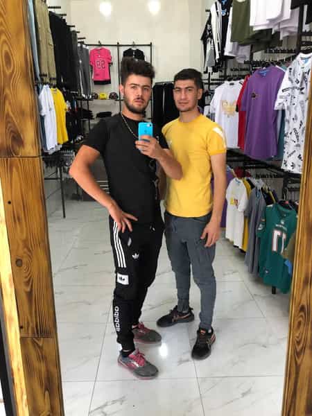 عکس بوتیک جمهوری آدیداس در حصار دیزج همدان