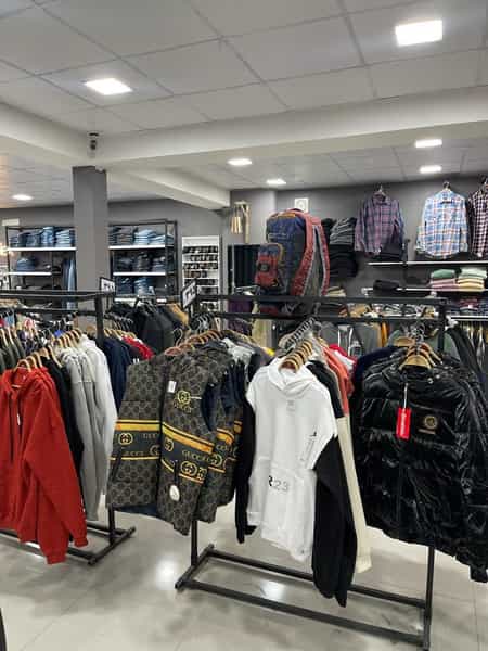 عکس مرکز خرید آقایان آستین در آیت الله بهشتی همدان