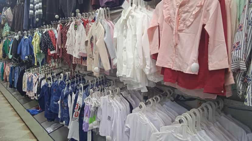 عکس ارزانسرای مهدی در وادی رحمت تبریز