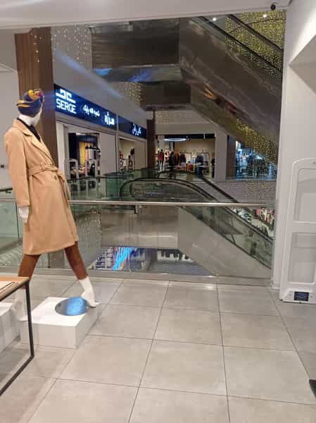 عکس فروشگاه سرژه در بارنج تبریز