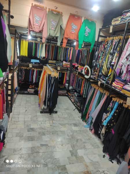 عکس آقای روسری در نیروگاه قم