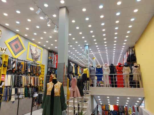 عکس بازار پوشاک رزا قم