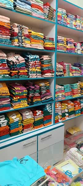 عکس فروشگاه لباس بچه گانه ماهک در پردیسان قم