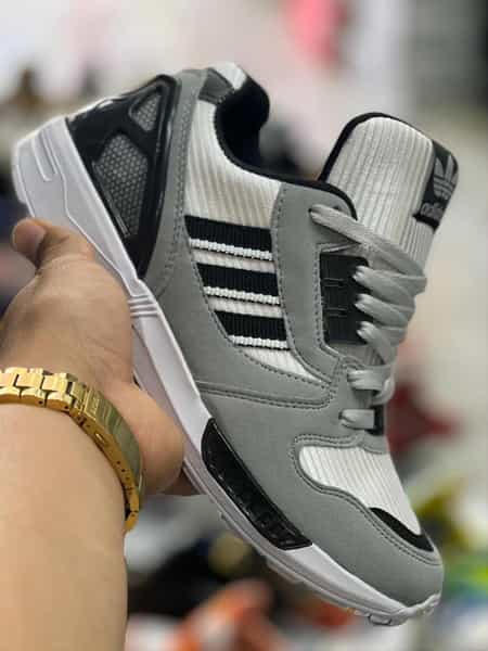 عکس آدیداس فَمیلی در پانزده خرداد قدس