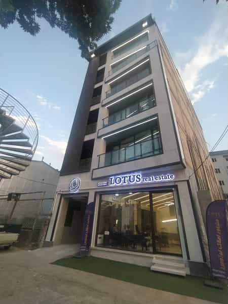 عکس مشاور املاک لوتوس در صاحب الزمان لاهیجان